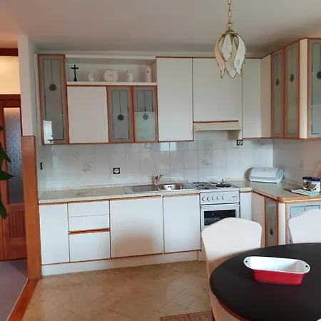 Apartman Lukin Apartament